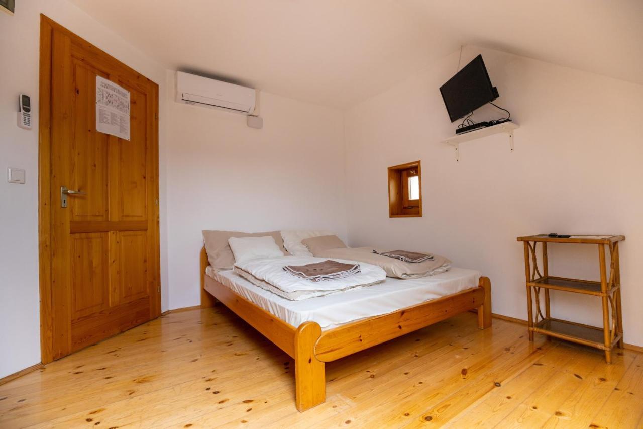 Bed and Breakfast Noble'S Panzio Es Etterem Nemesnép Exteriér fotografie