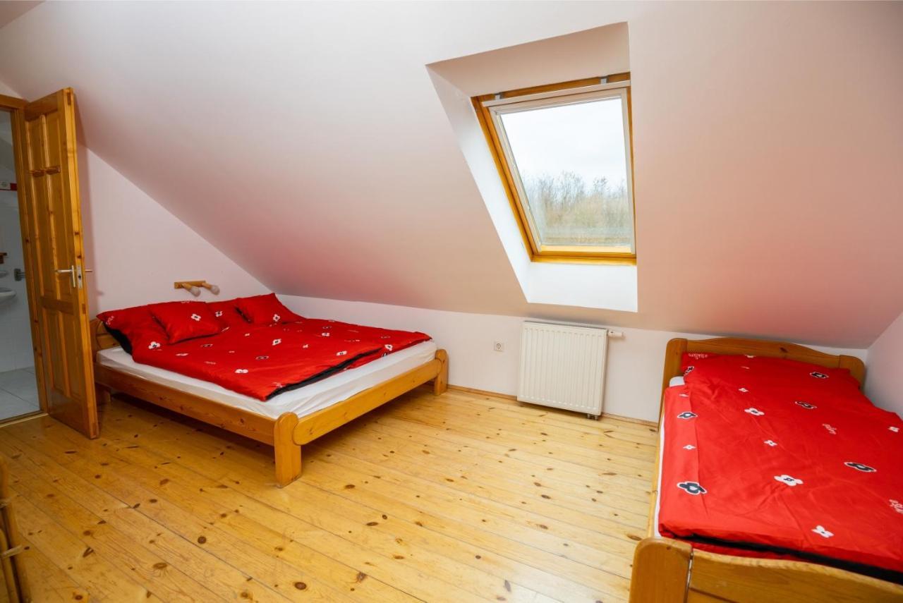 Bed and Breakfast Noble'S Panzio Es Etterem Nemesnép Exteriér fotografie